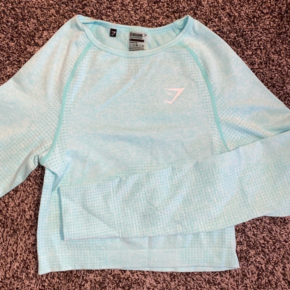 Gymshark Tops - Gymshark cropped top! Only worn once!